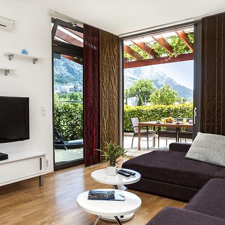 Apartment Lejo Omiš Esterno foto